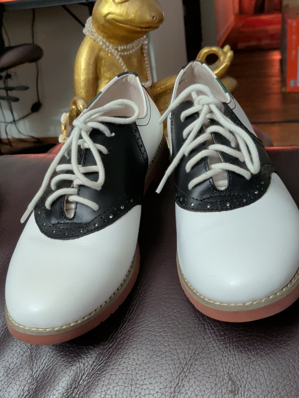 Eastland Classic Two-Tone White and Black Women's SADIE Oxford Shoes